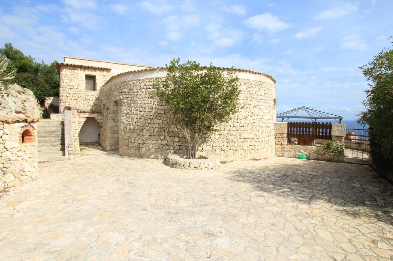 Апартаменти Scogliera Del Gabbiano Santa Maria di Leuca Номер фото
